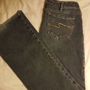 Silver Jeans AIKO Medium wash Size 31/33 Boot Cut